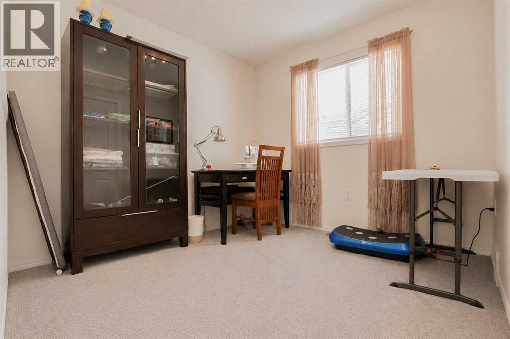9102 129 Avenue — photo 13