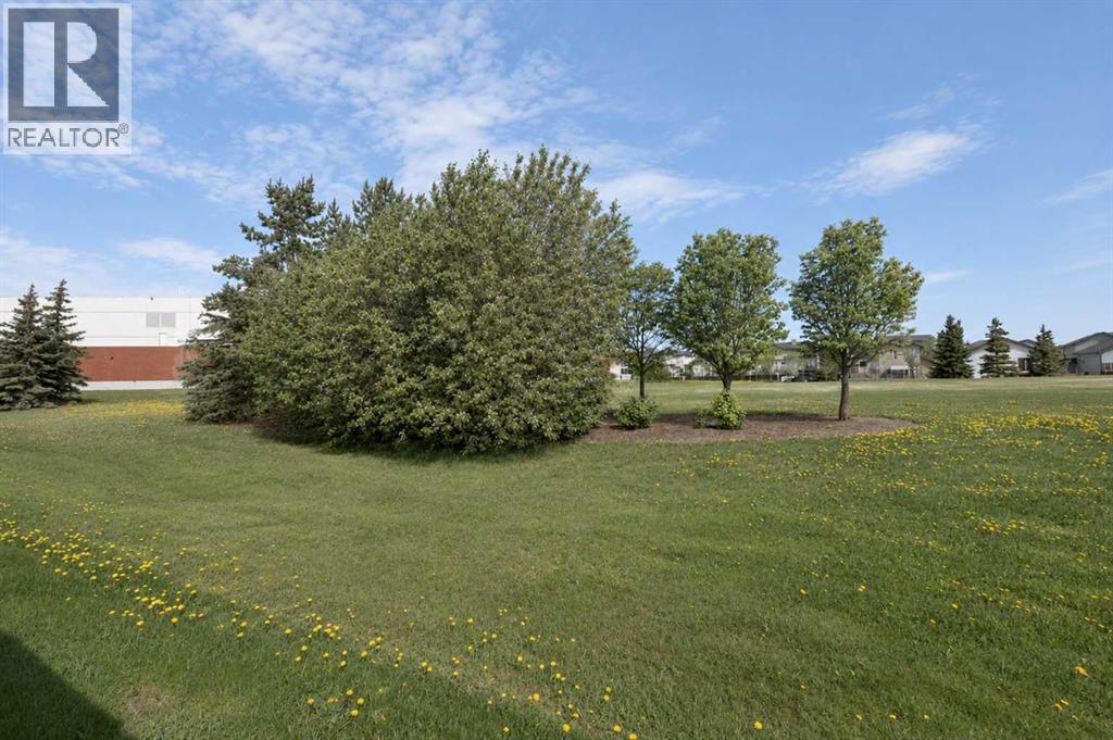 9102 129 Avenue - photo 2