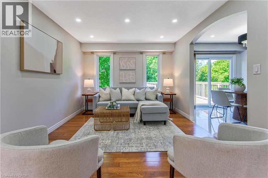 223 BUTTERCUP Court - 7