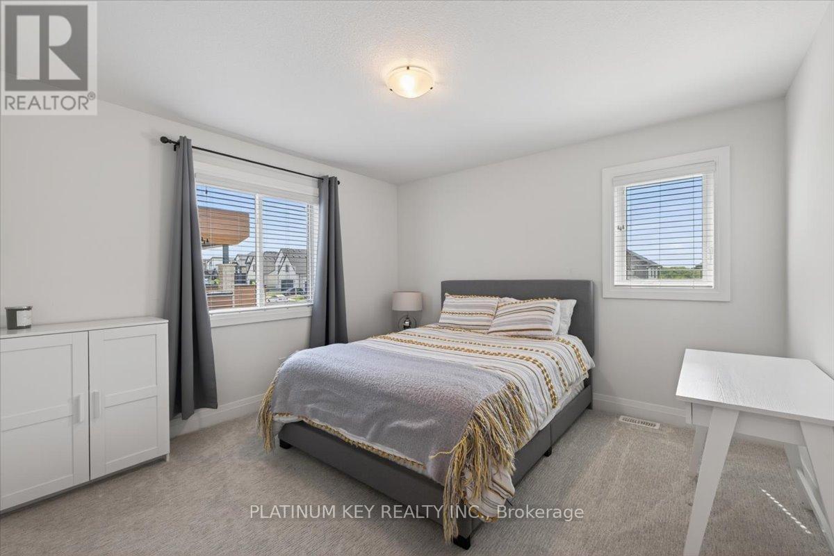 136 DAVENTRY WAY - 21