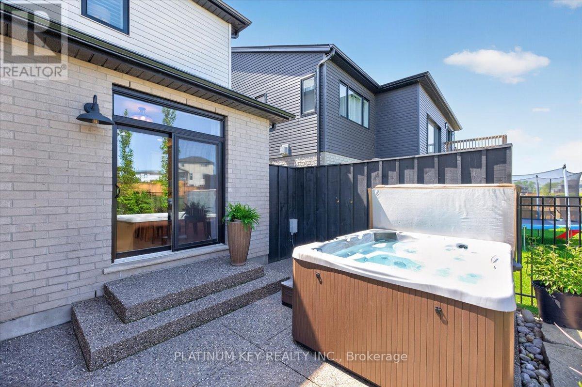 136 DAVENTRY WAY - 30