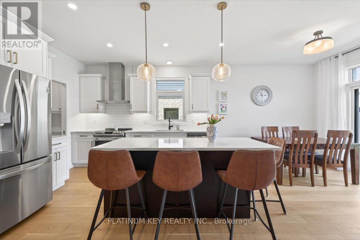 136 DAVENTRY WAY - 8