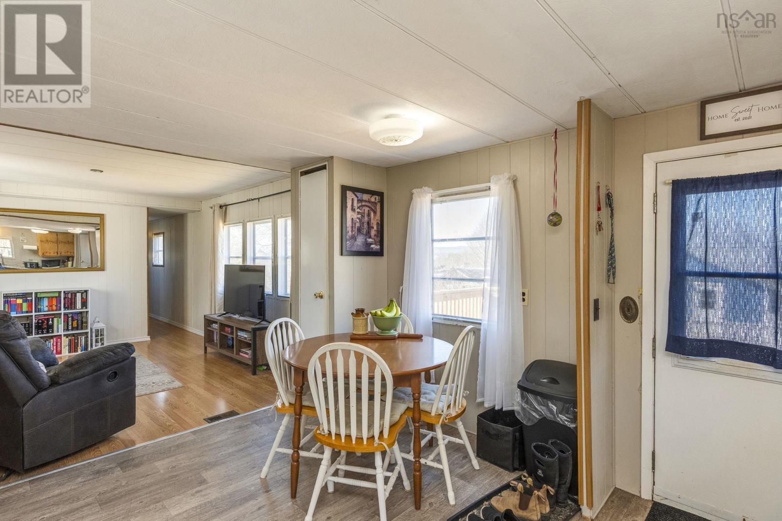Property 8 of 19 of 147 TROUT LAKE RD