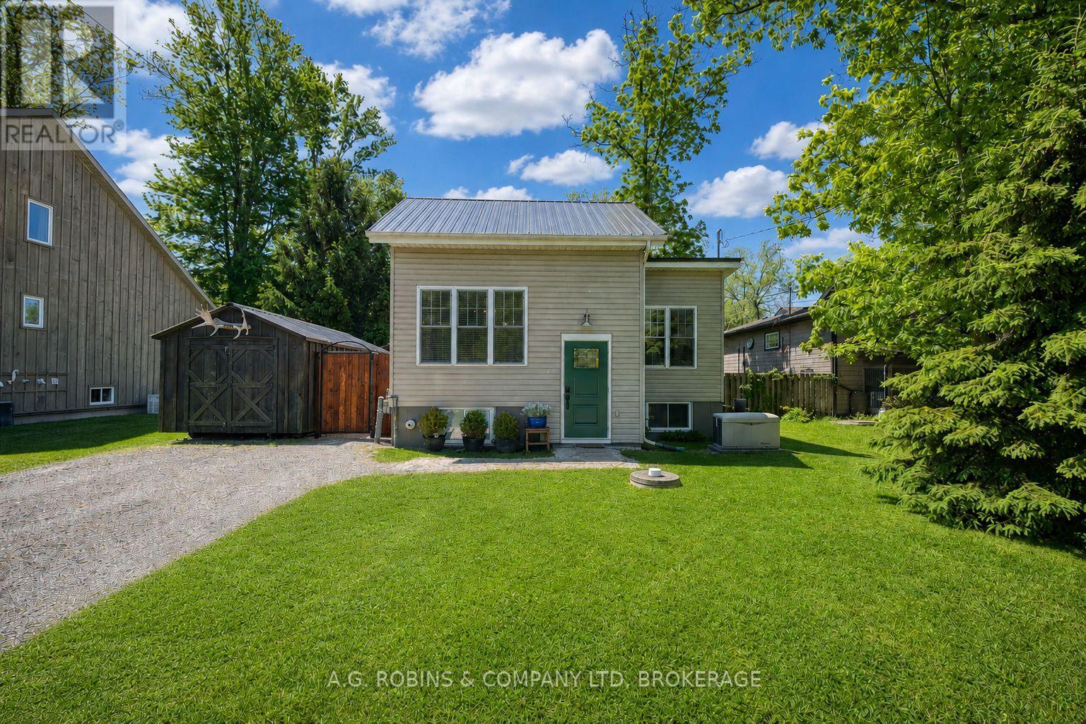 10585 MAPLEWOOD DRIVE - Image 2