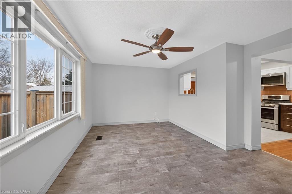 19 BURFIELD Avenue - 17