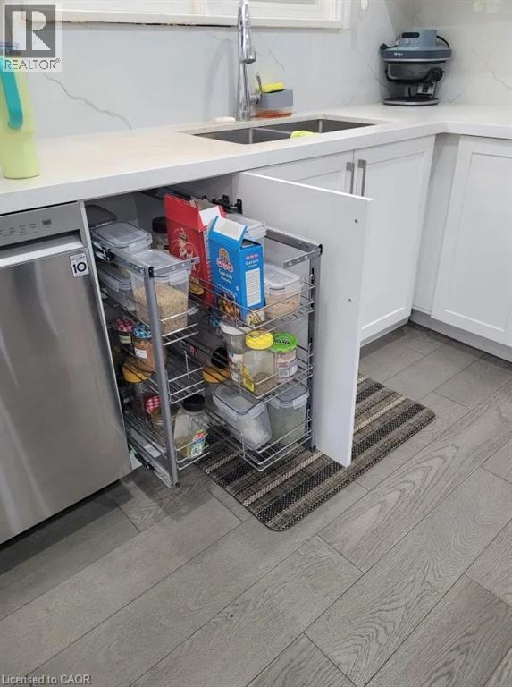 153 ARNOLD Street - 24