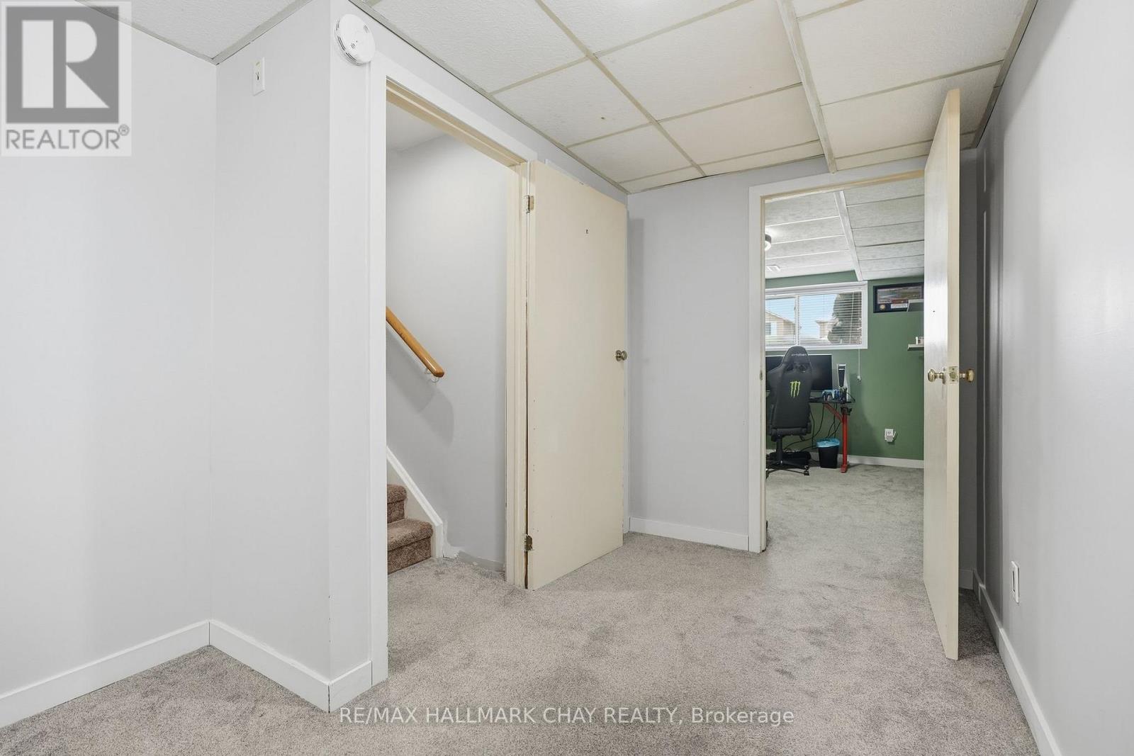 6 D'AMBROSIO DRIVE - 17
