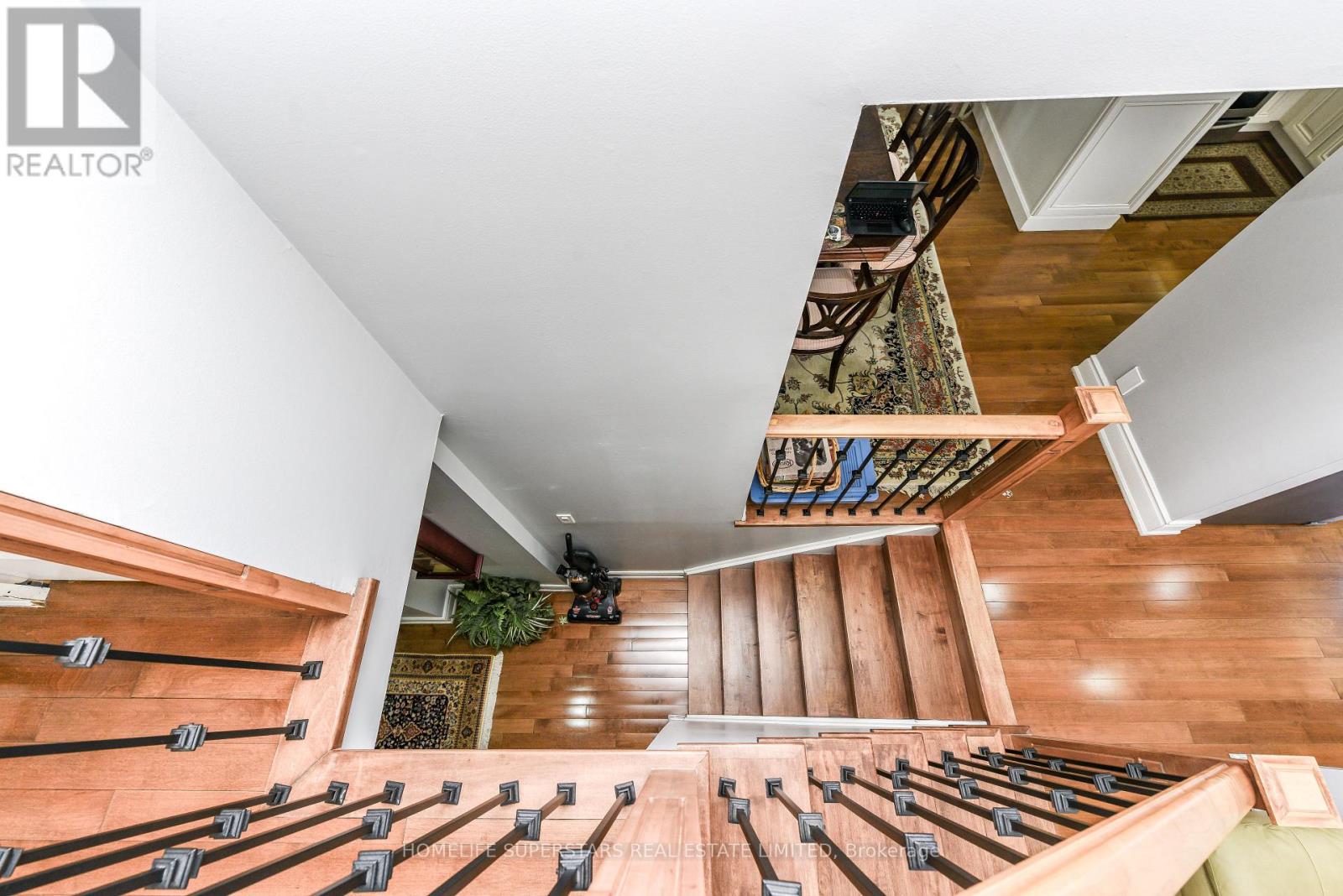 6 FARLEY ROAD - 5