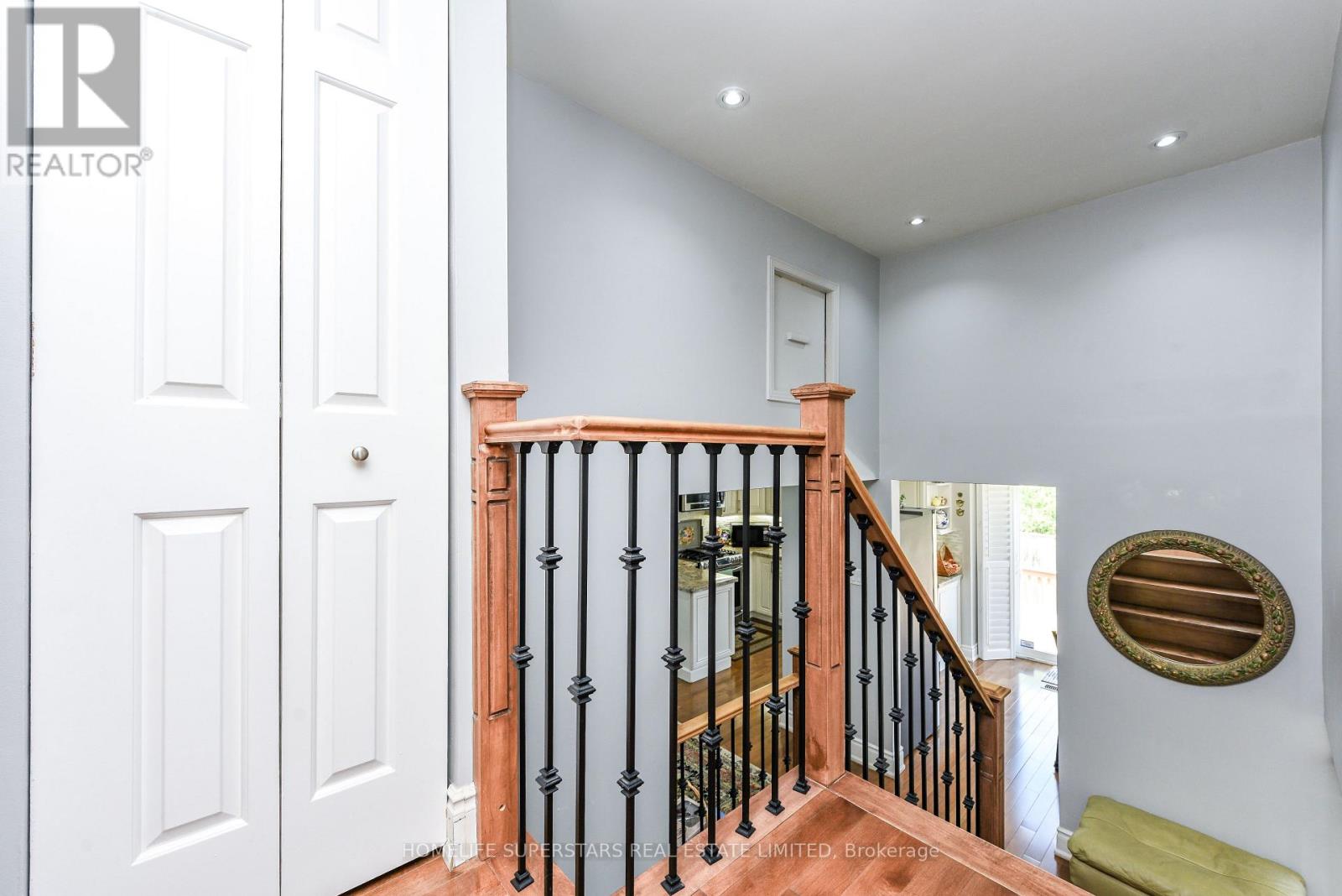 6 FARLEY ROAD - 6
