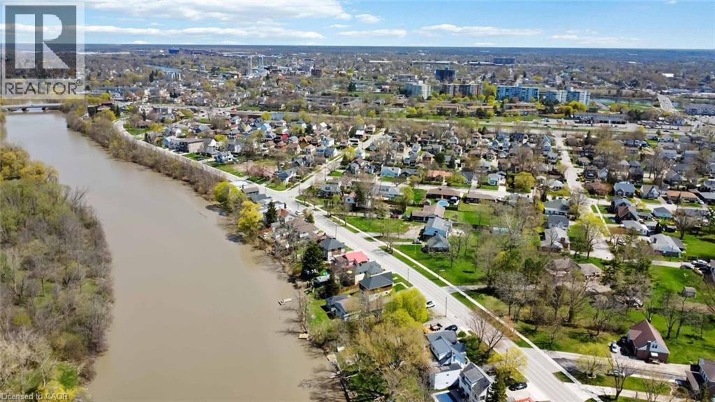 70 RIVERSIDE Drive - 43