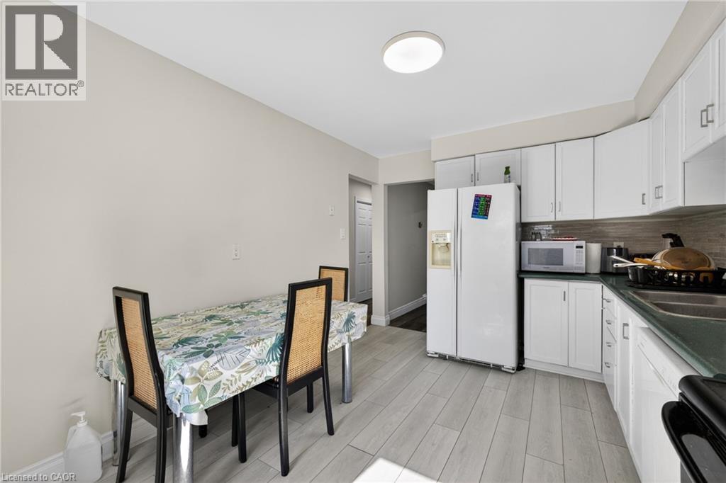 137 DOVERCLIFFE Road - 19