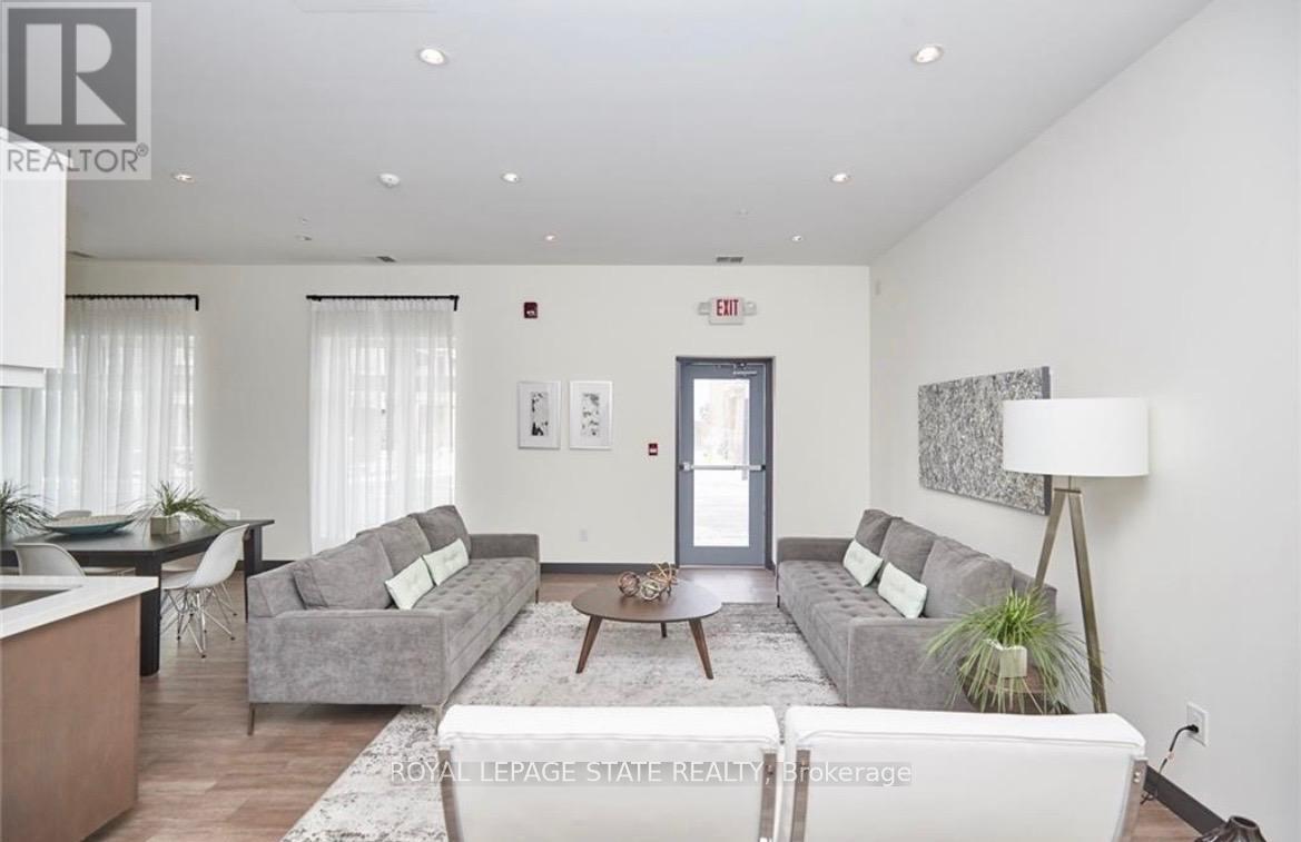308 - 520 NORTH SERVICE ROAD