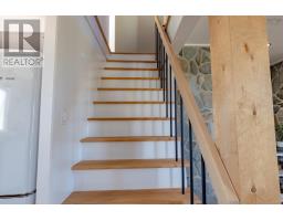 1837 Main Shore Road, Sandford, NS B5A5L1 Photo 27