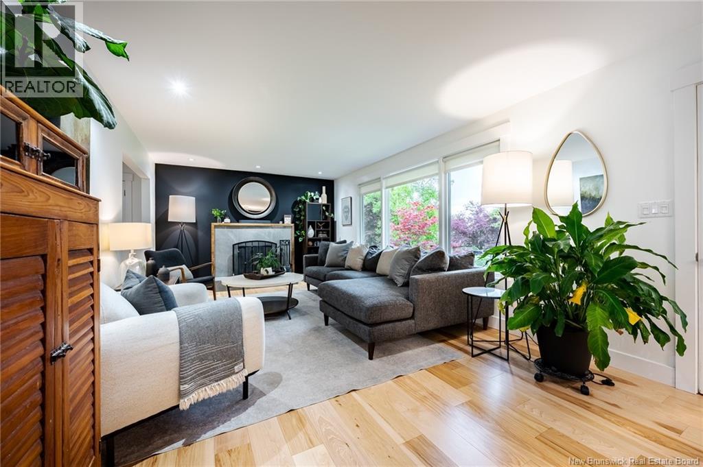 79 Colonial Heights Street - 8
