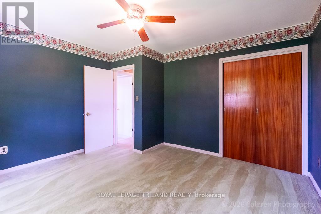 37 DENNIS AVENUE - 23