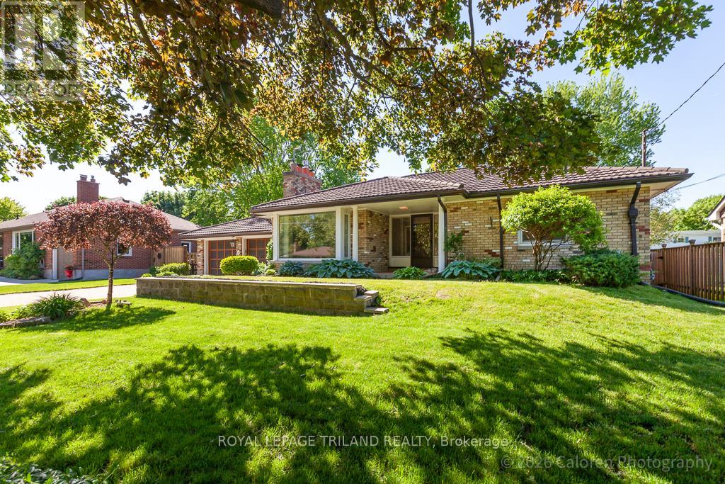 37 DENNIS AVENUE - Image 3