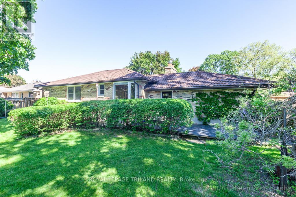 37 DENNIS AVENUE - 39