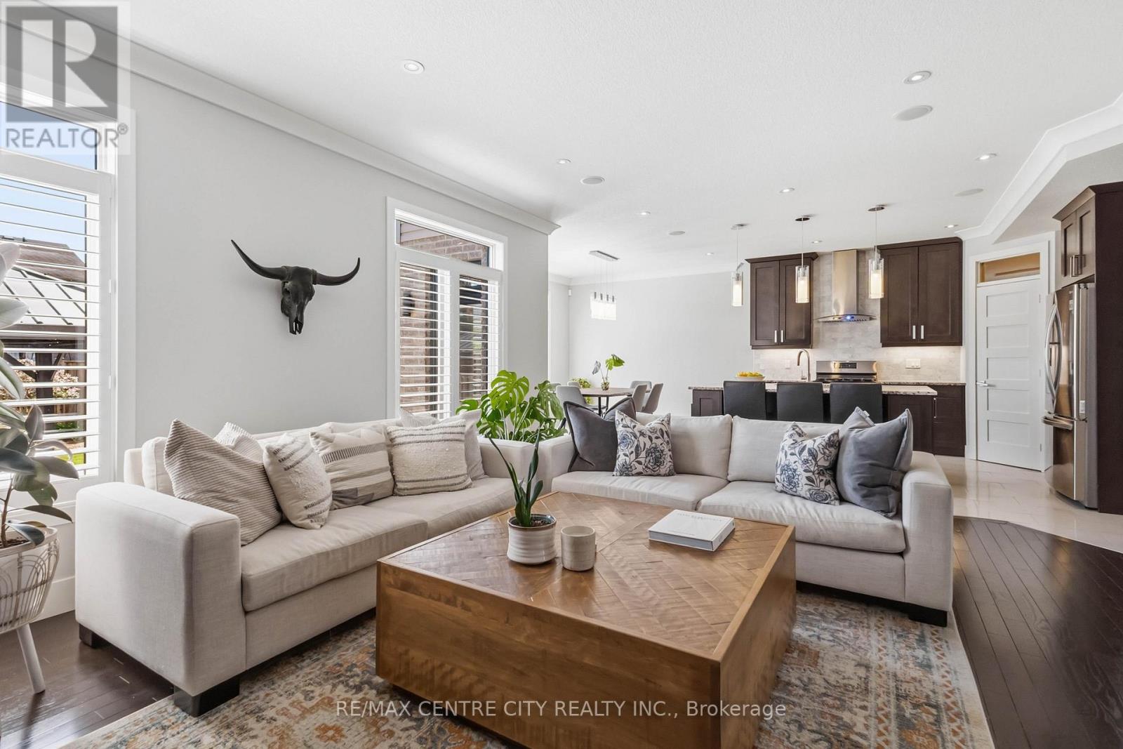 1734 BEAVERBROOK AVENUE - 11