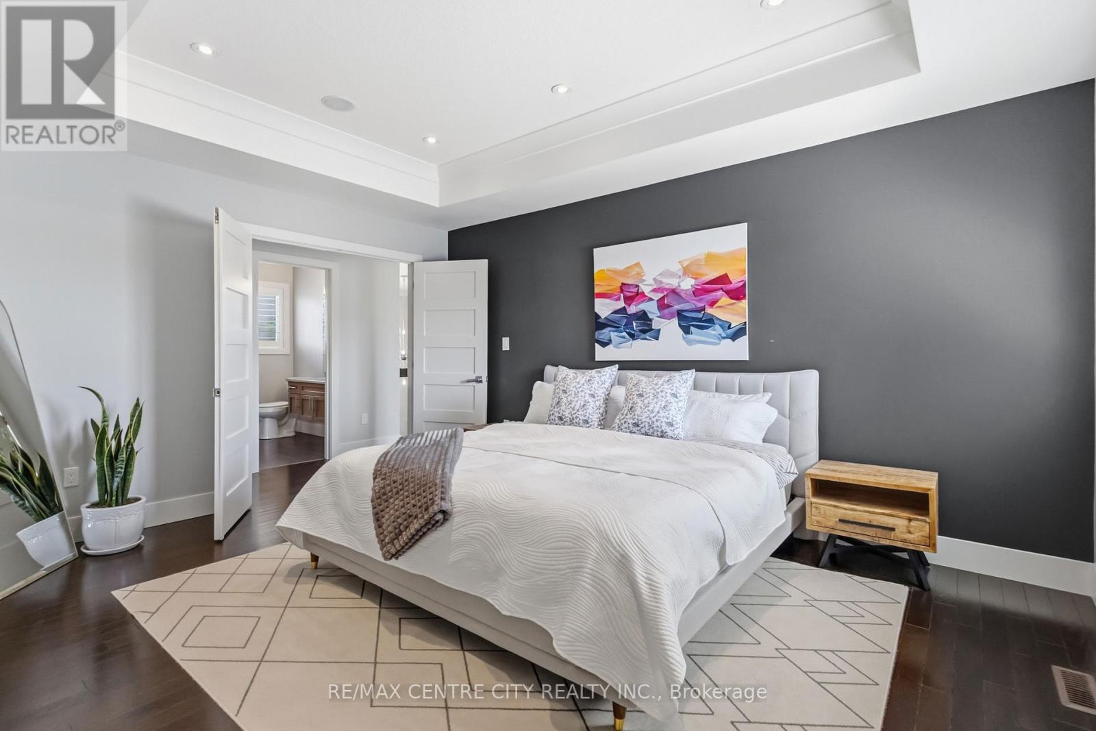 1734 BEAVERBROOK AVENUE - 24