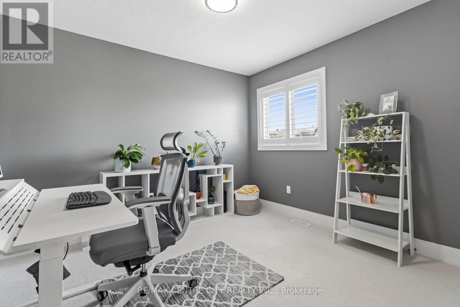 1734 BEAVERBROOK AVENUE - 32