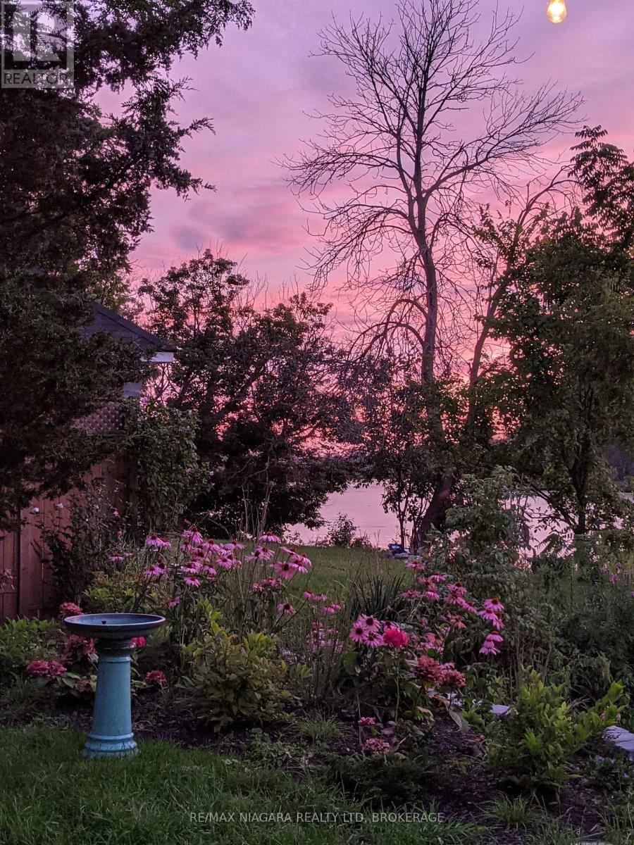 70 RIVERSIDE DRIVE - 45