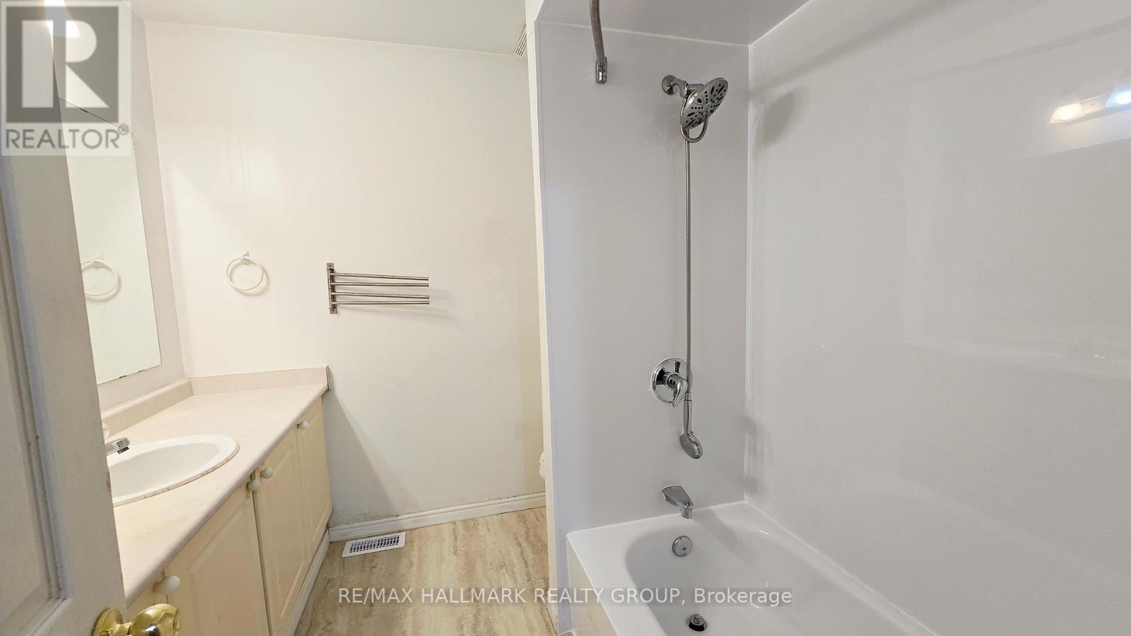 55 COHEN AVENUE - 16