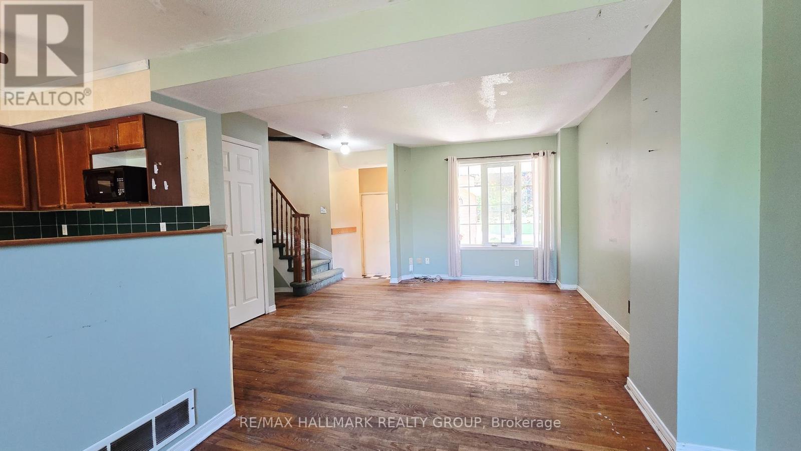 55 COHEN AVENUE - 7