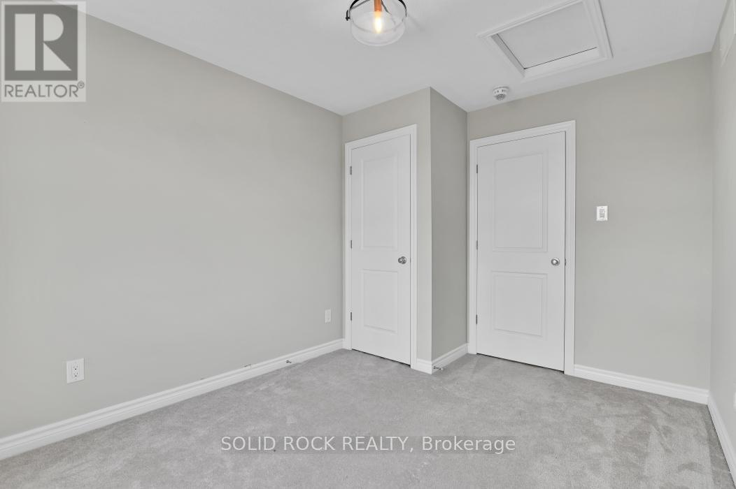 2 Bed, 3 Bath House for Rent in Ottawa – 532 TUNGSTEN TERRACE, Ottawa – MLS# X13226596 - Image 15