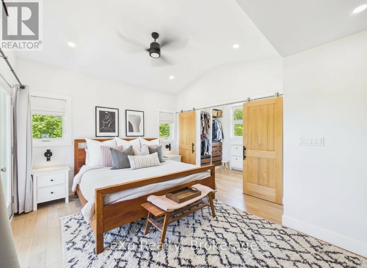 709 GREEN STREET - 34