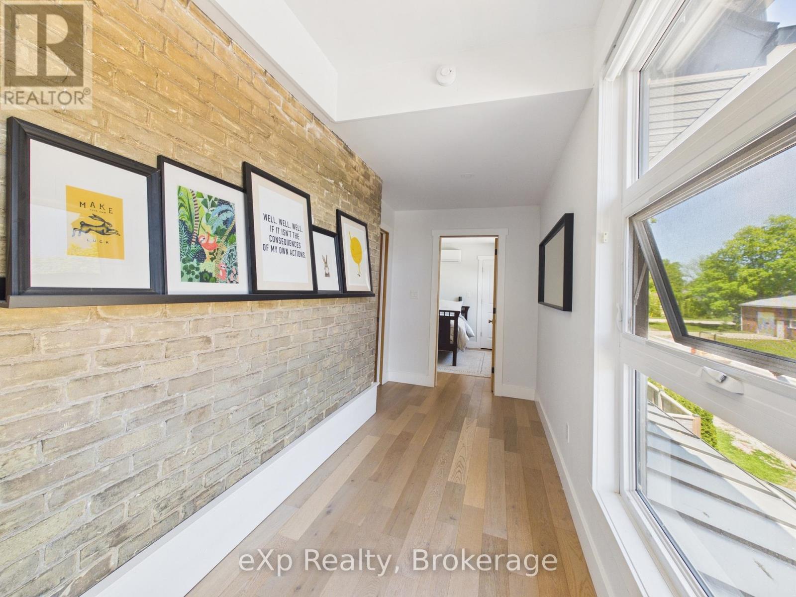 709 GREEN STREET - 33
