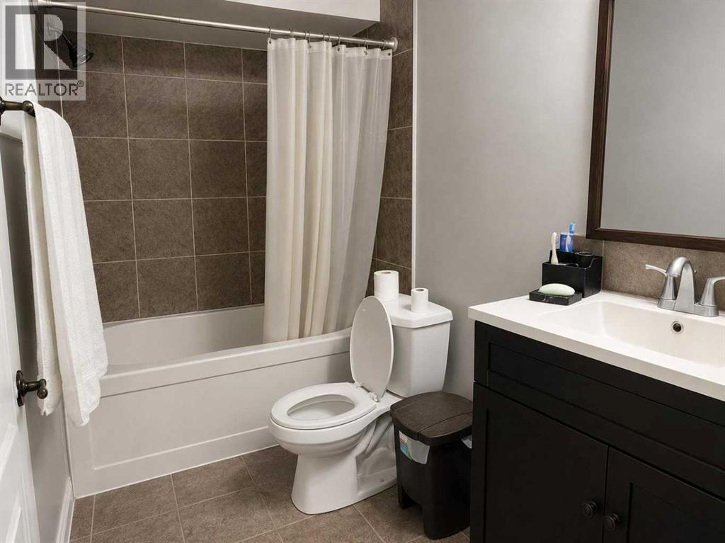 6479 68 Street NE - 14