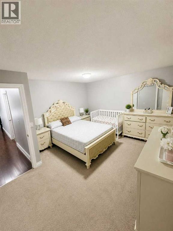 6479 68 Street NE - 7