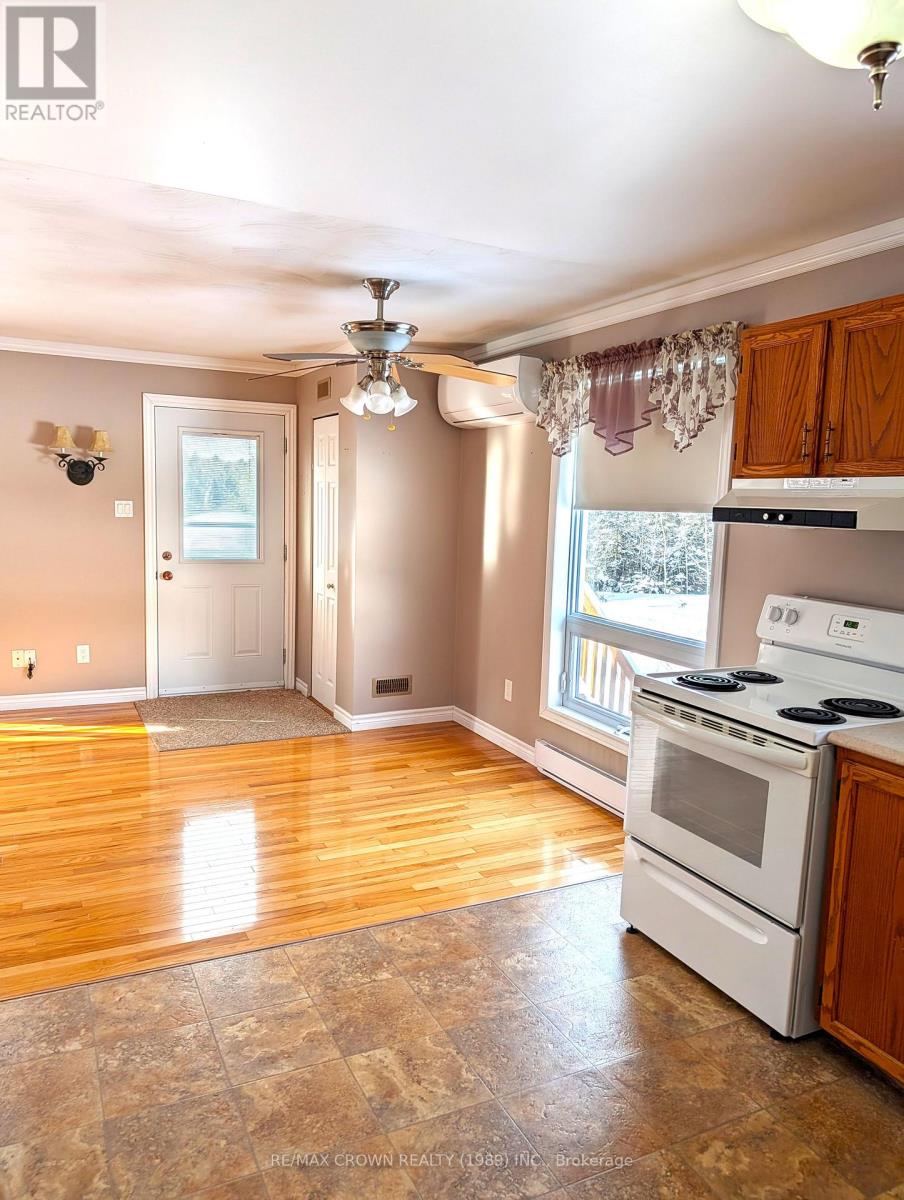 762 OUELLETTE ROAD - 15