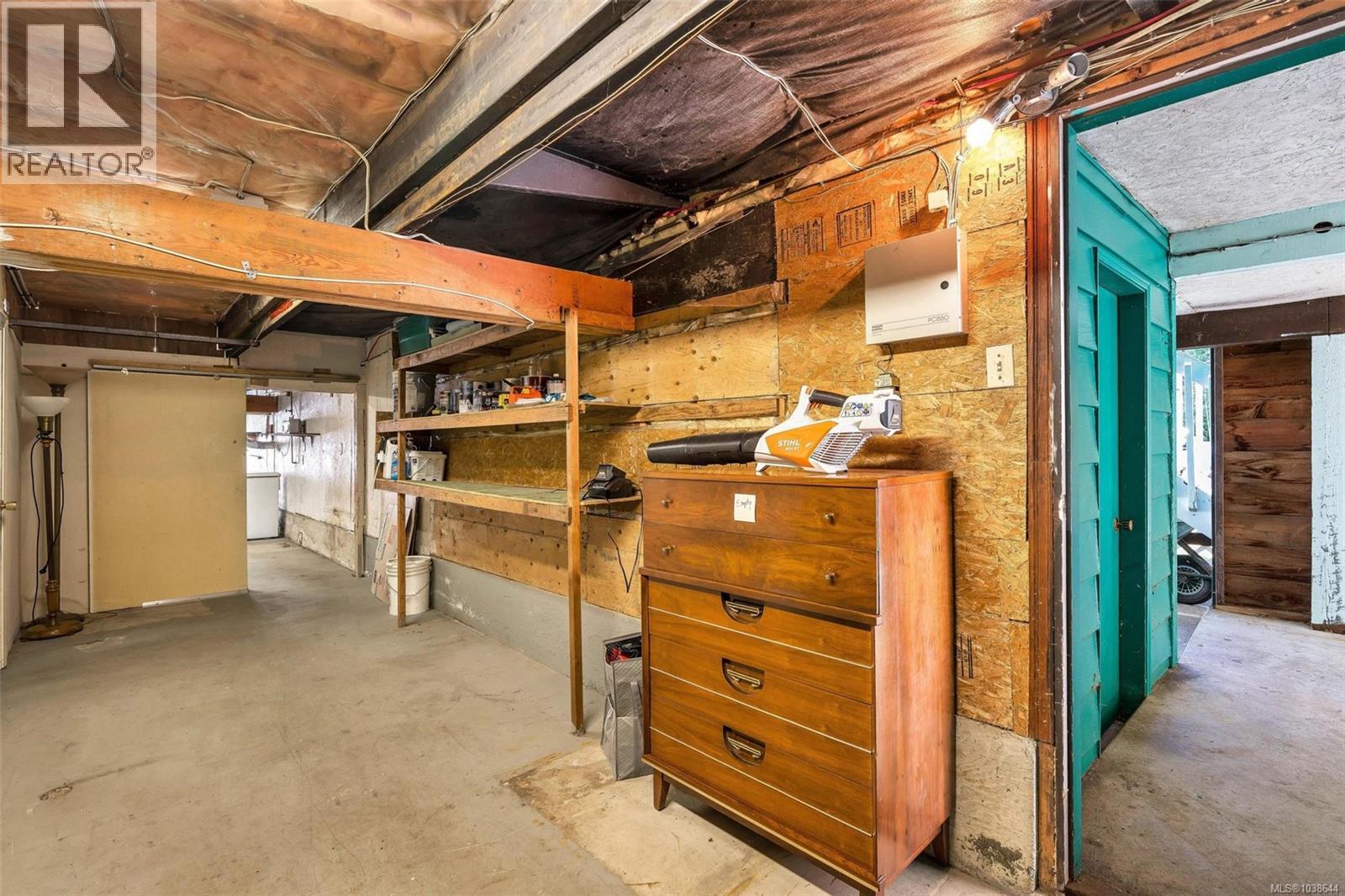 1105 Bourban Rd - 19