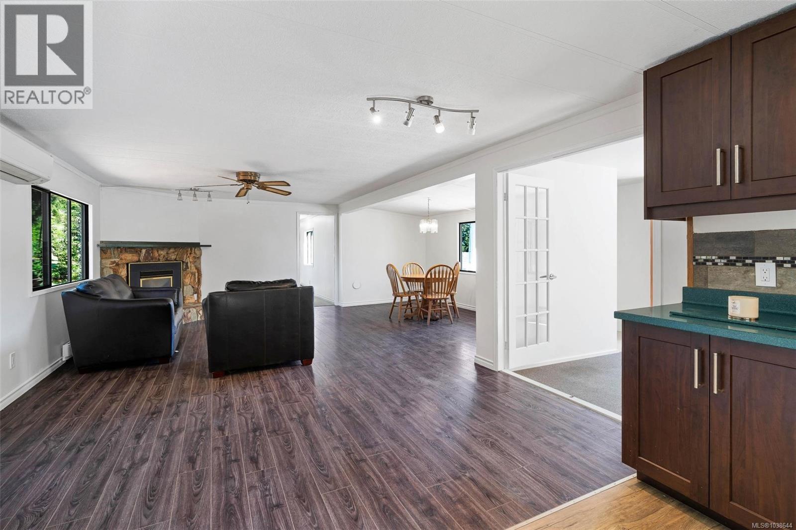 1105 Bourban Rd - 4