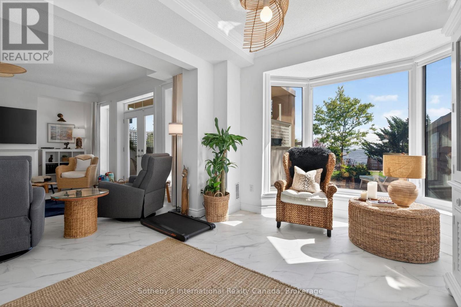 325 ABERDEEN BOULEVARD - 40