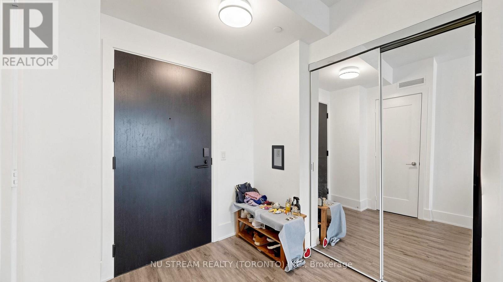 #1408 470 FRONT STREET W - 33
