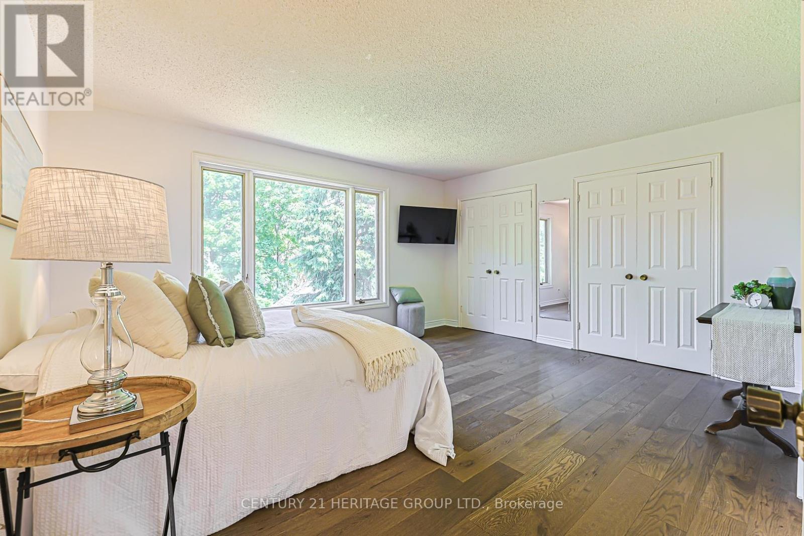 21 TRUXFORD ROAD - 24
