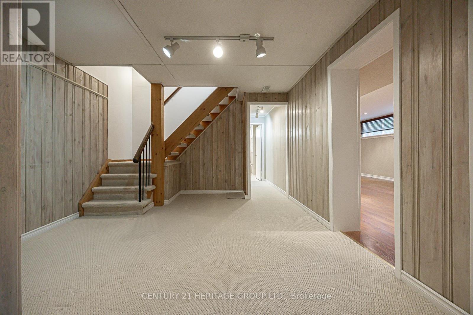 21 TRUXFORD ROAD - 31