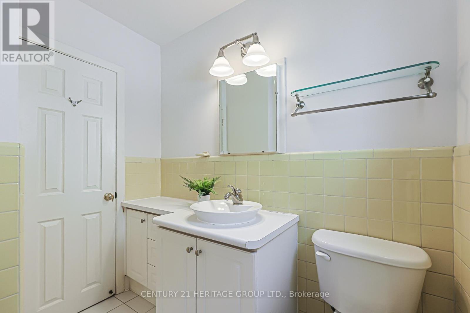 21 TRUXFORD ROAD - 35