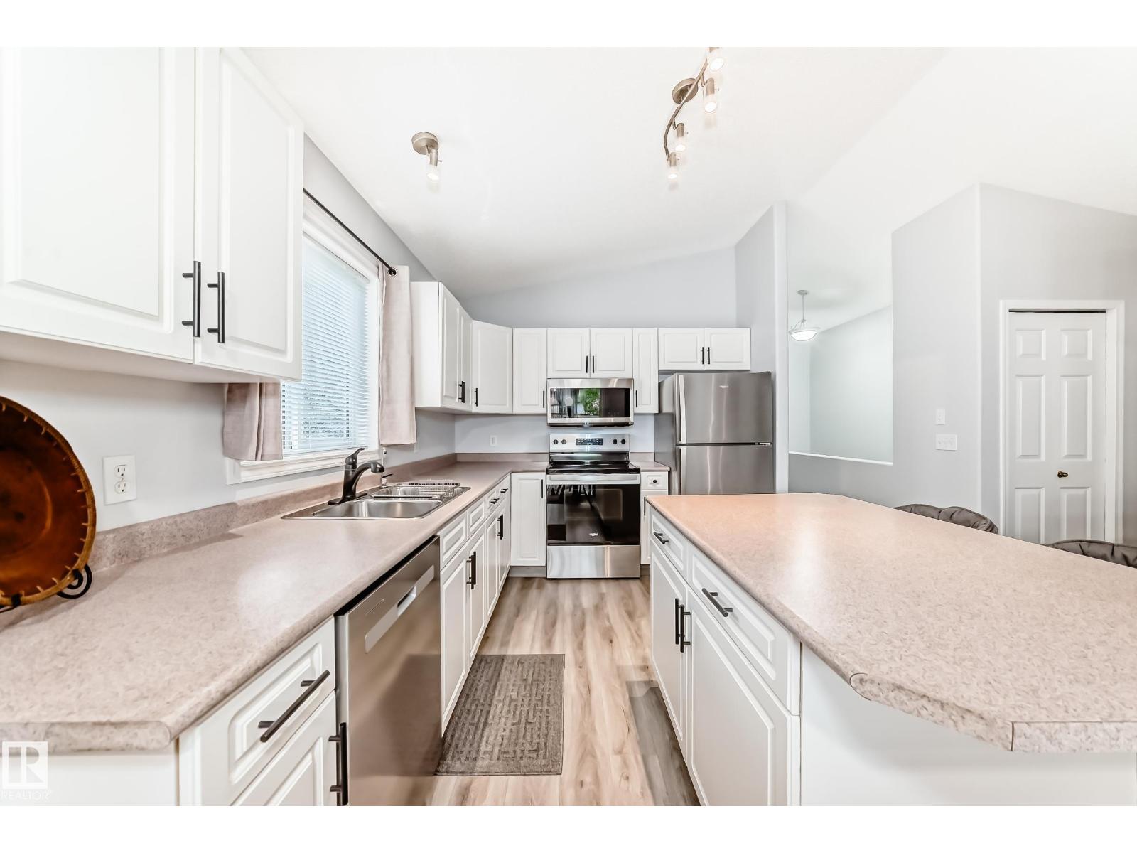 536 KANANASKIS CO — photo 15