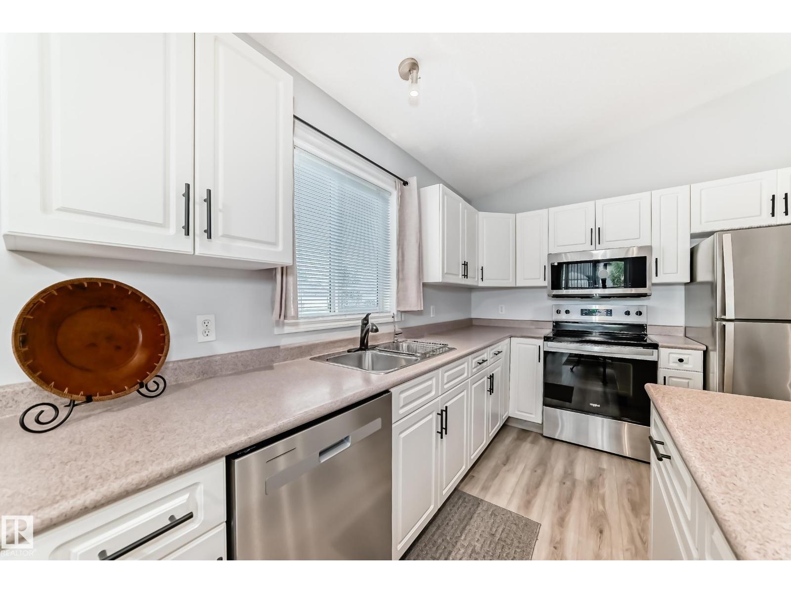 536 KANANASKIS CO — photo 16