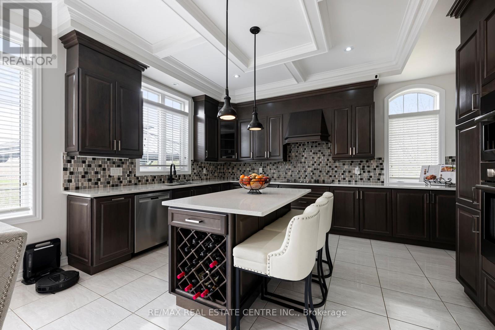 128 COPELAND CRESCENT - 12