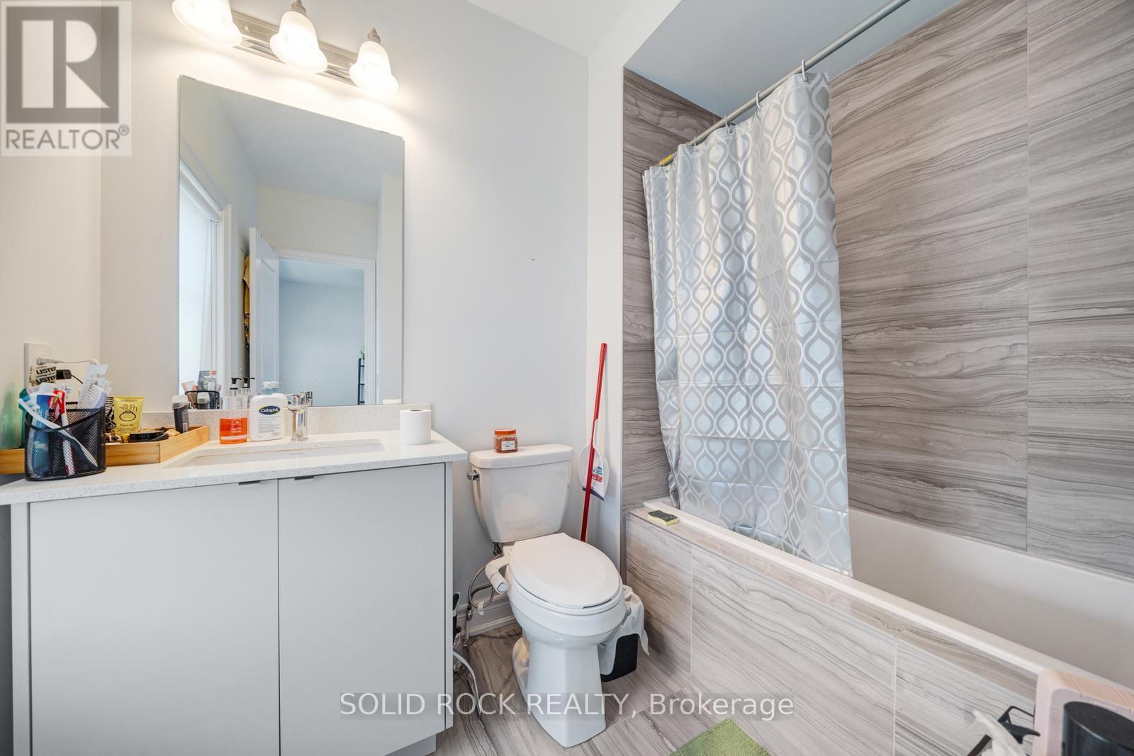 9376 BAYVIEW AVENUE - 24
