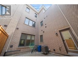 9376 Bayview Avenue, Richmond Hill, ON L4C5H3 Photo 17