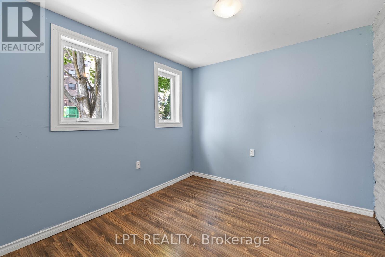 58 NOTTAWASAGA STREET - 10