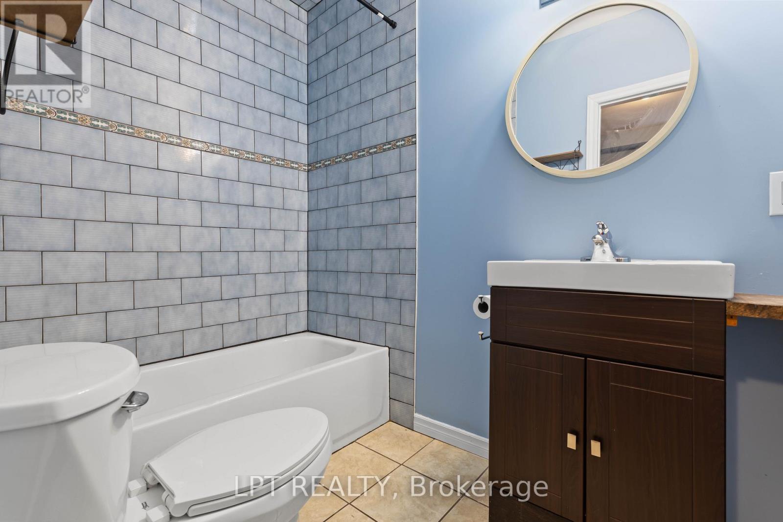 58 NOTTAWASAGA STREET - 23