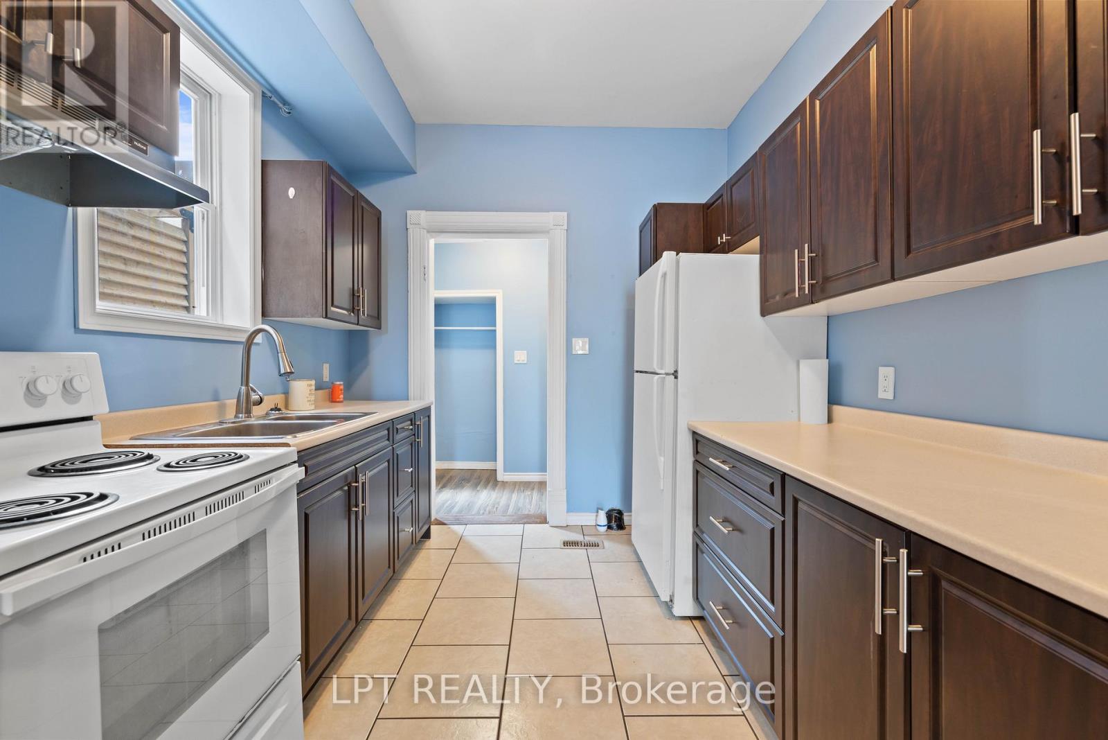 58 NOTTAWASAGA STREET - 5