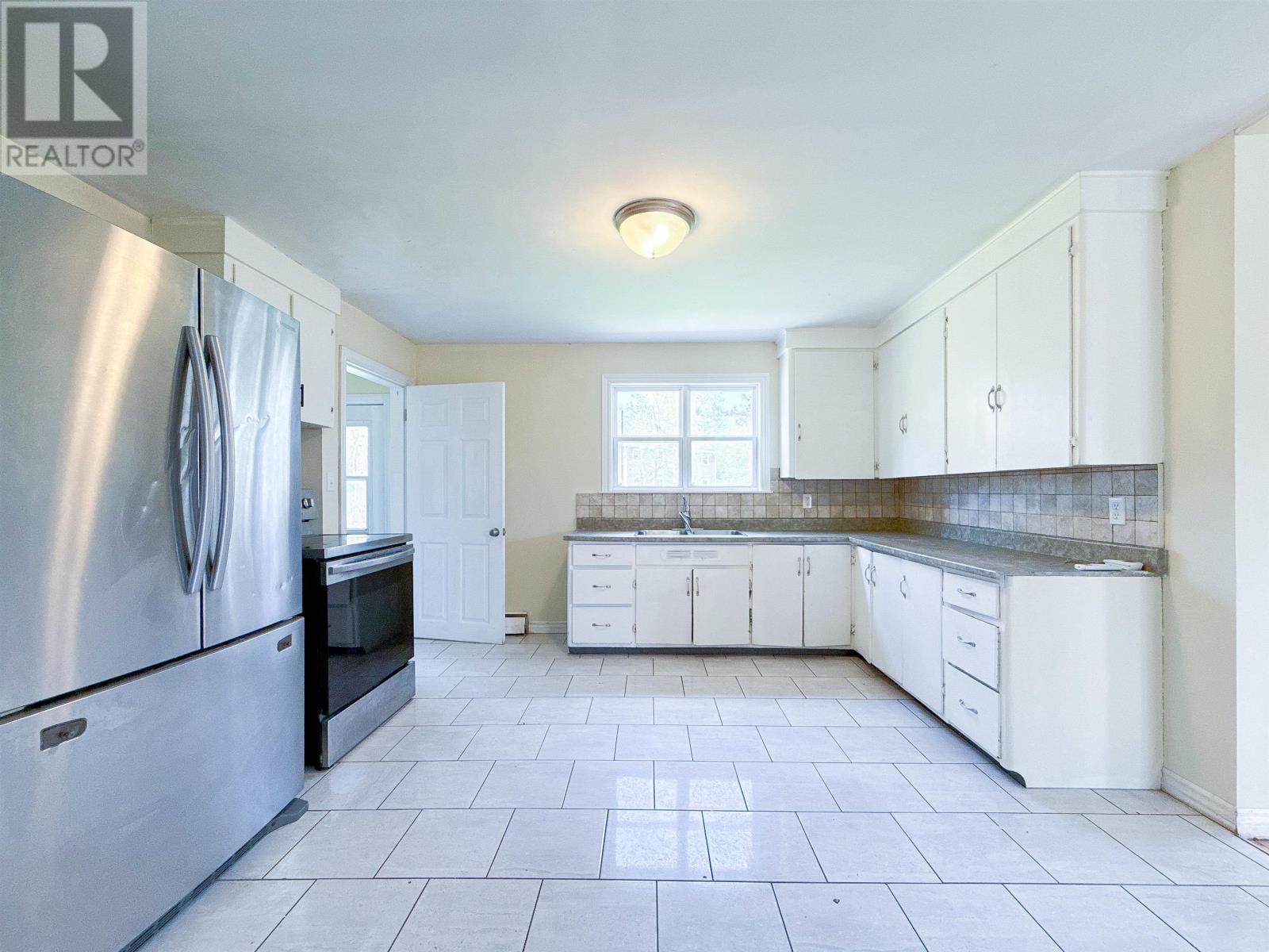 207 Belvedere Avenue - 10