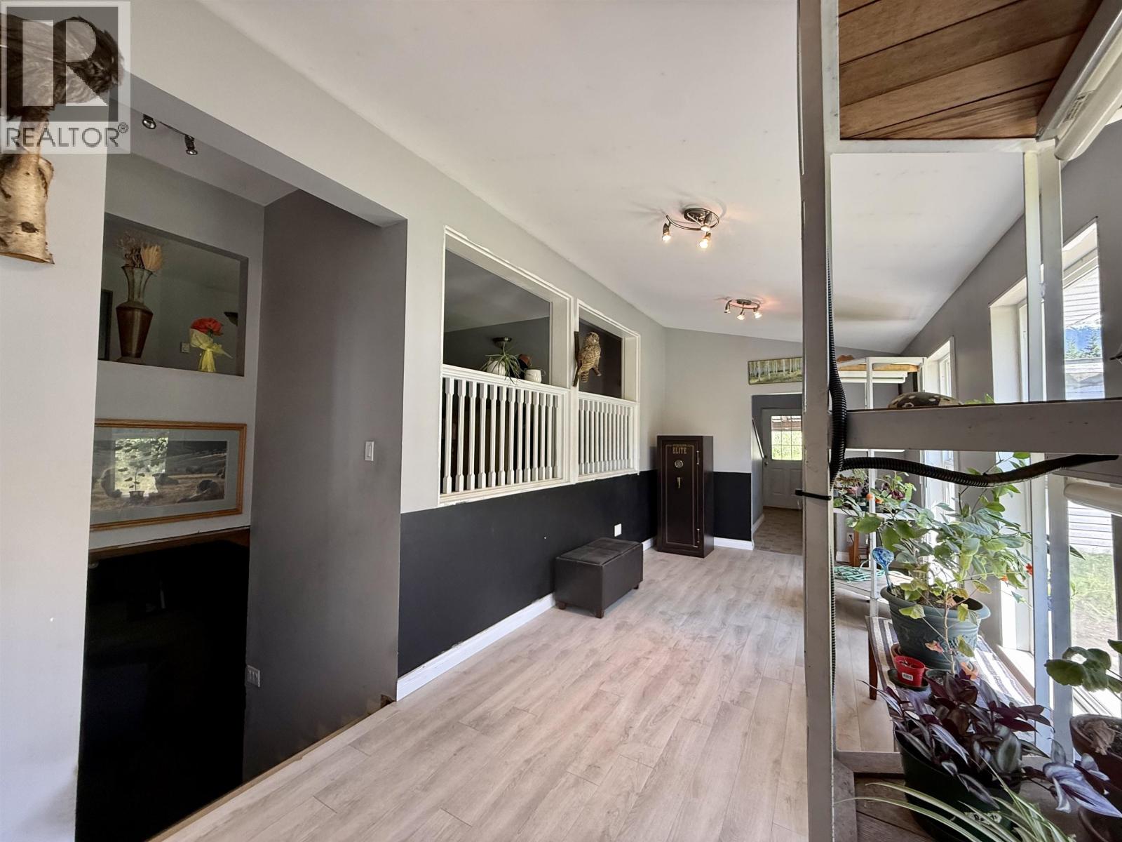 3679 KRUMM AVENUE - 12